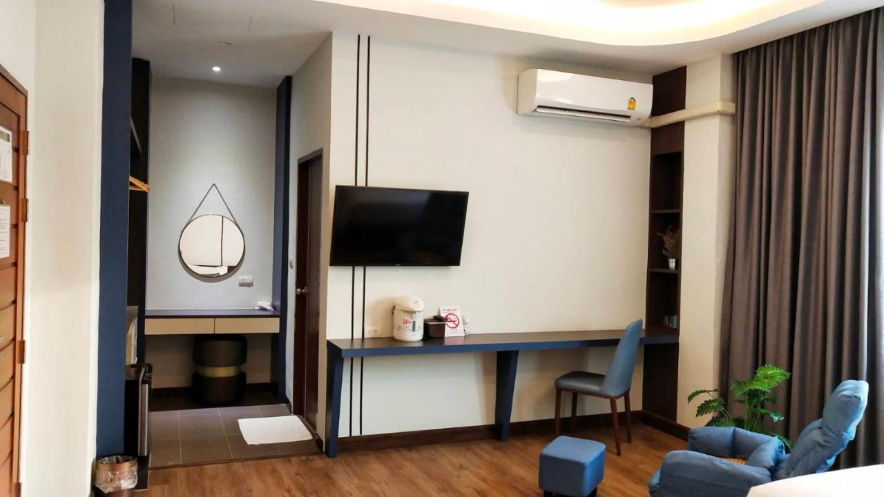 โคโค่ โฮเทล Koco Hotel Nakhonratchasima Exterior photo