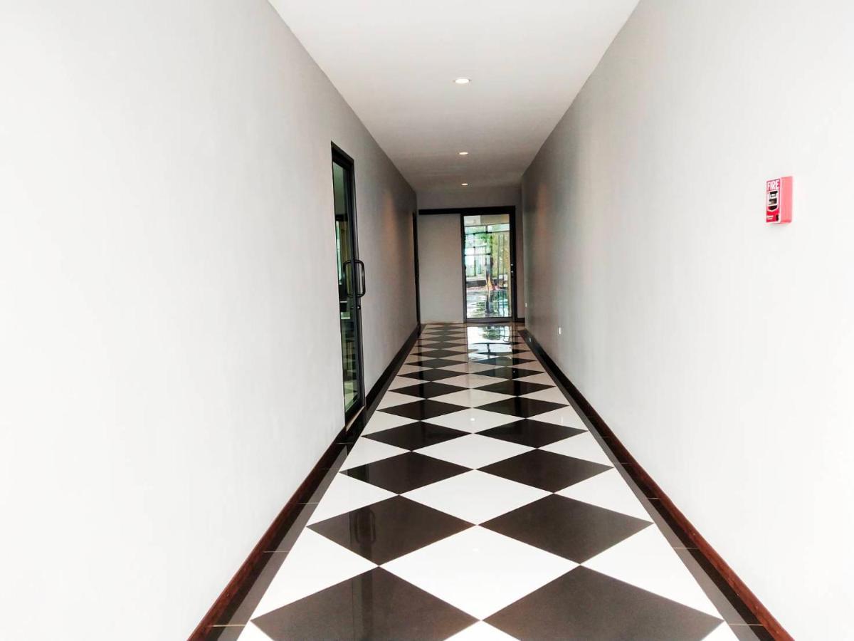 โคโค่ โฮเทล Koco Hotel Nakhonratchasima Exterior photo